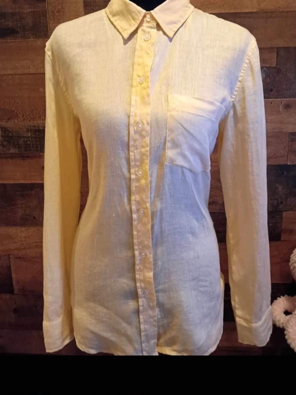 H&M Pale Yellow Button-Down Long Sleeve Shirt